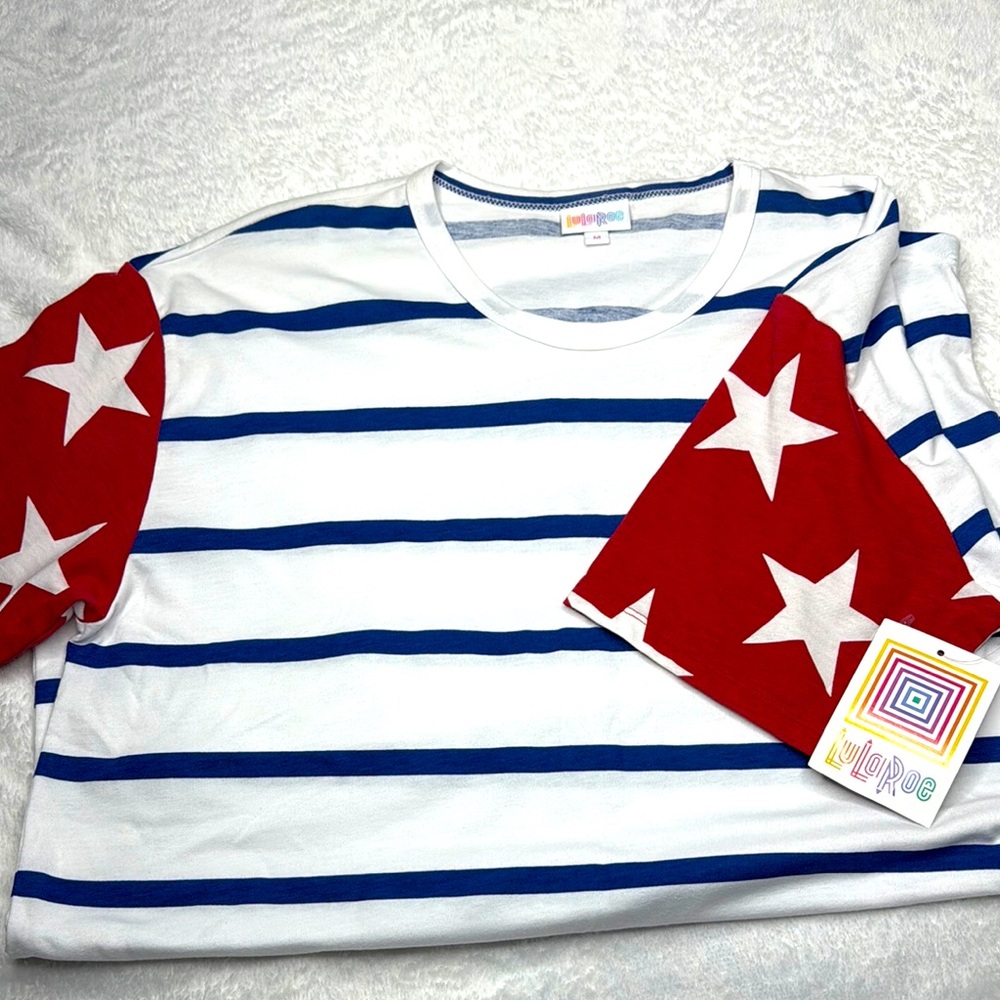 ❤️💙🤍🇺🇸LuLaRoe Stars and Stripes patriotic Patrick t-shirt